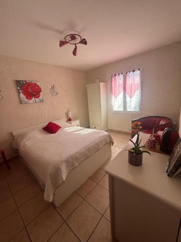 Chambre D Hotes En Provence, Au Pied Du Luberon, Les Coquelicots La Tour-d'Aigues Bagian luar foto